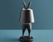 lampe lapin noire design avec abat-jour luminaire décoratif