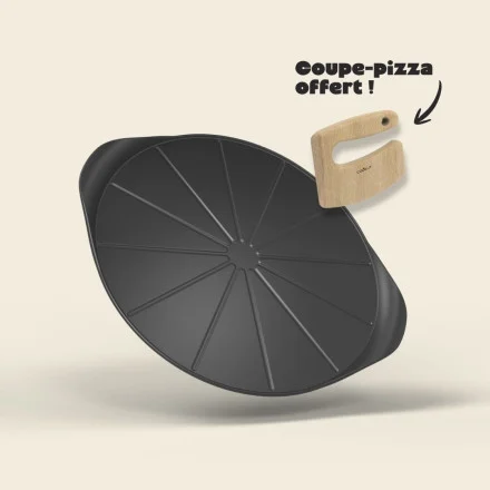 Plat à pizza noir design Le Formidable avec couteau inclus
